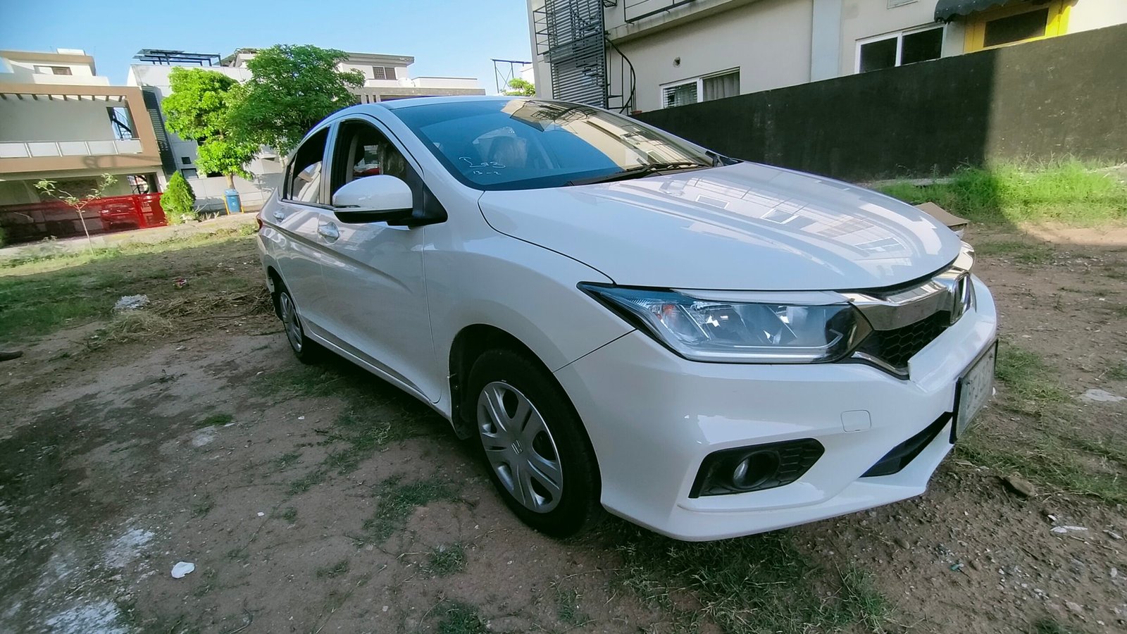 Rent-a-Honda-City-in-Islamabad