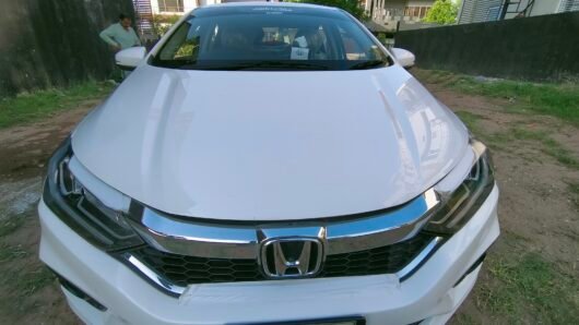 Rent a Honda City - Image 3