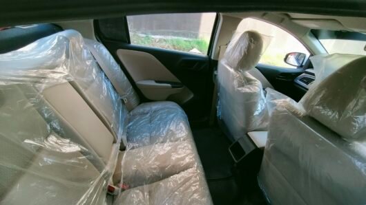 Rent a Honda City - Image 4