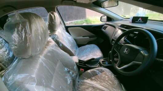 Rent a Honda City - Image 5